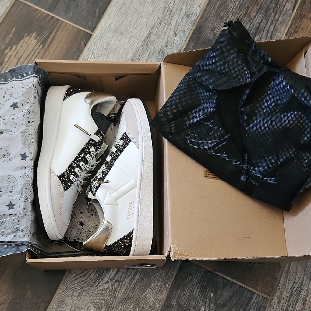 Vintage Havana White/ Black/ Glitter Multi Sneakers Size 6.5